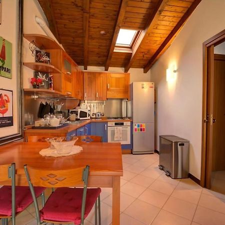 Casa Vacanza Angolo Della Corte Apartment Como Ngoại thất bức ảnh