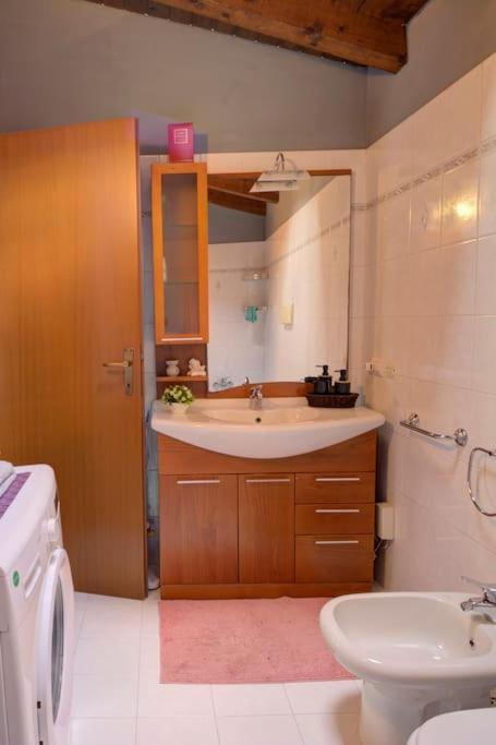 Casa Vacanza Angolo Della Corte Apartment Como Ngoại thất bức ảnh